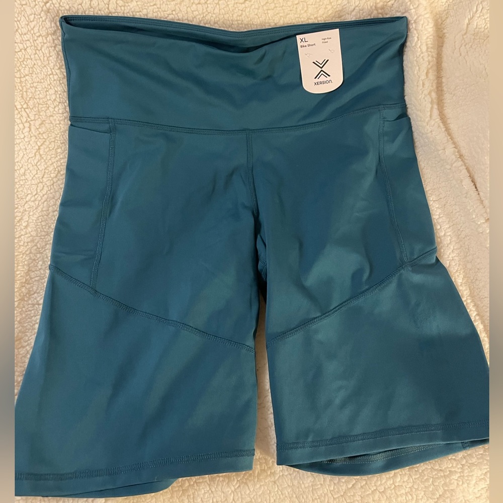 Xersion bike shorts brand new size xl